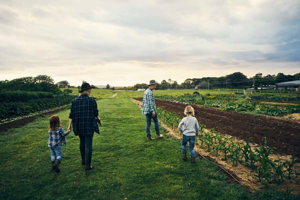 A family with children visiting Rural Valley Farms in Washington County PA to pick up farm-fresh food